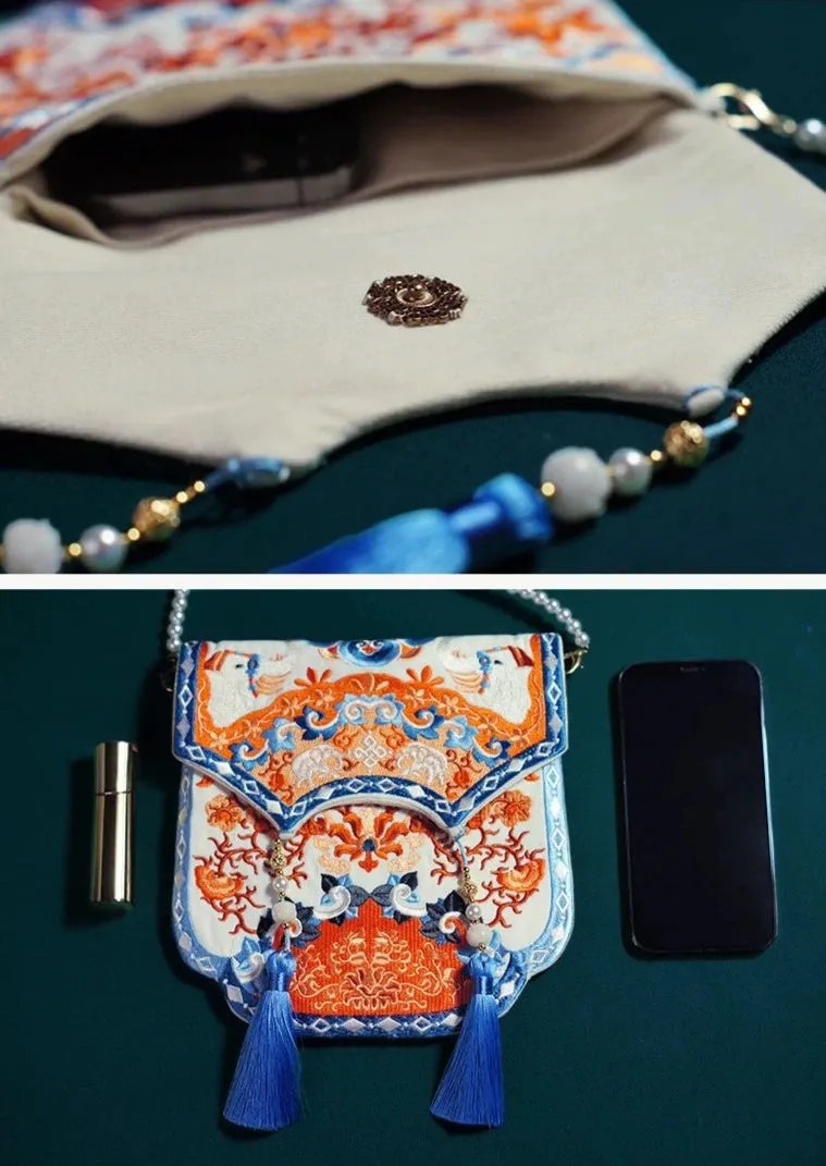 Dunhuang Lianhua 敦煌蓮花 Dunhuang Lotus Phone Purse