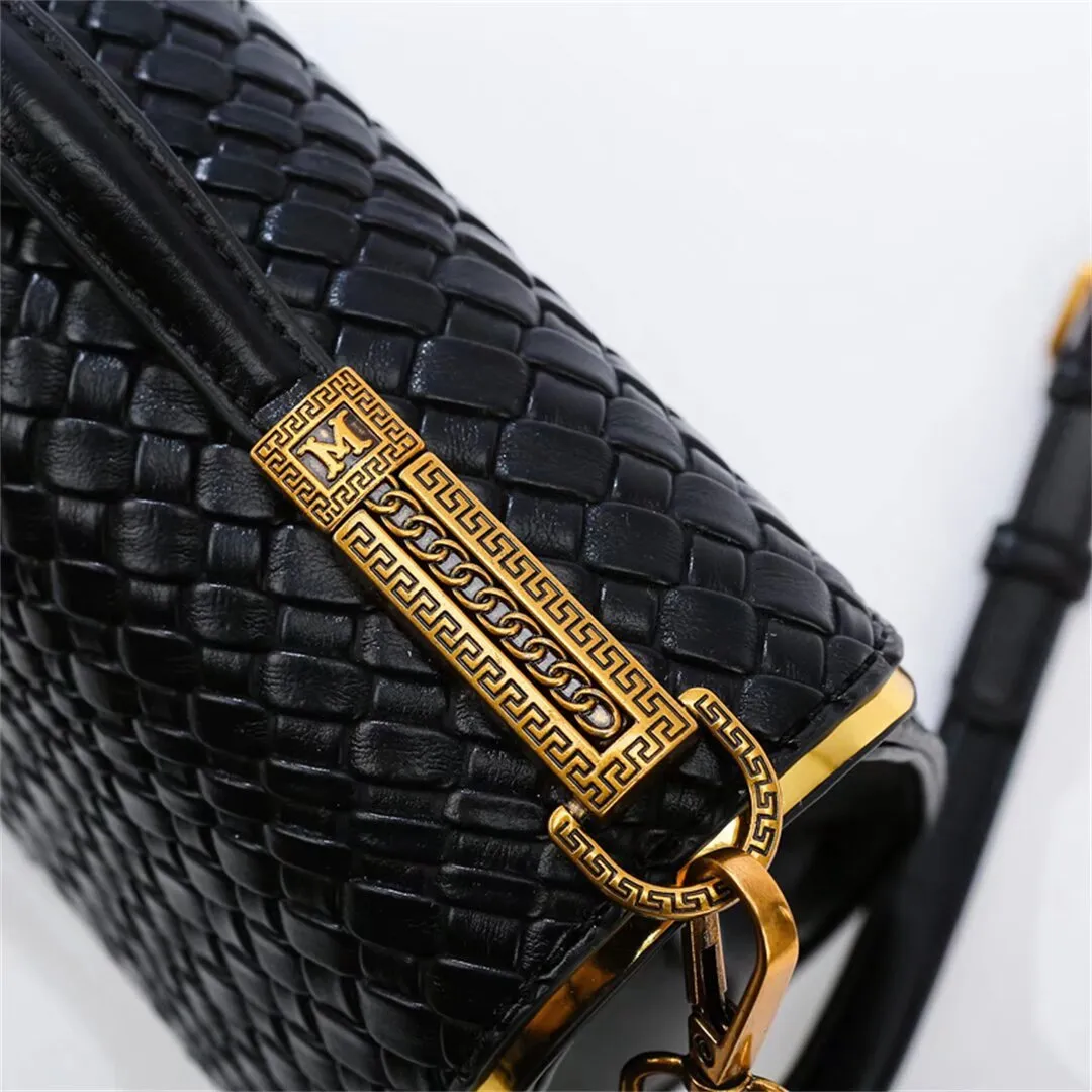 ExoticCharm Alligator-Style Handbag