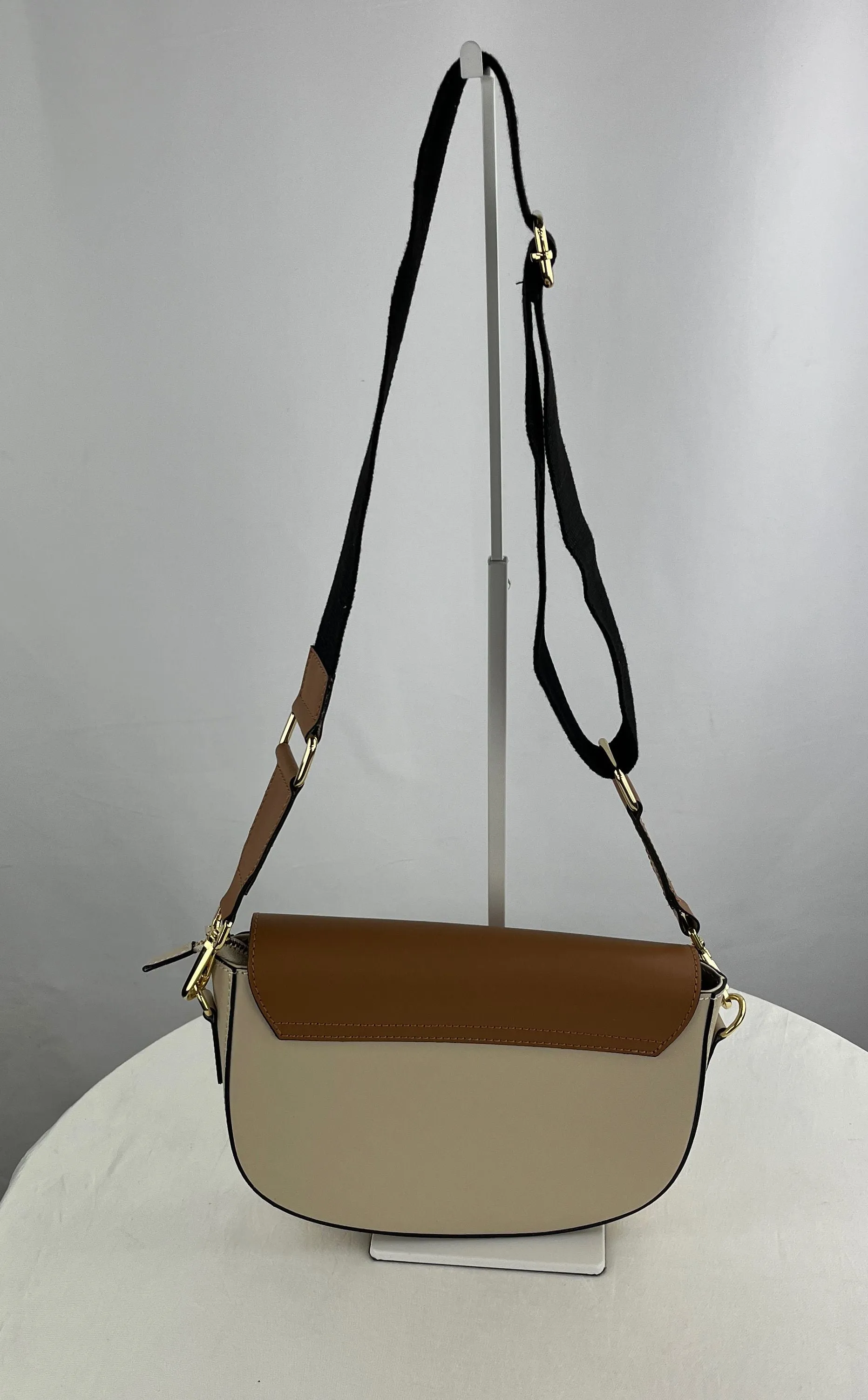 Isadora Women's Italian Leather Tan/Cream Crossbody Bag Purse NWOT