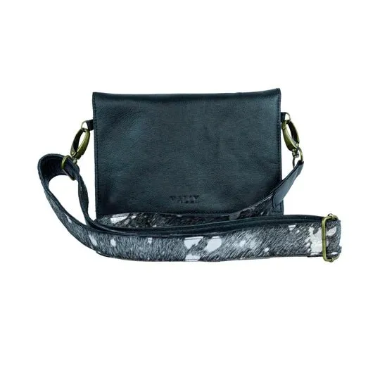 Mally Chic Sling Bag | Black