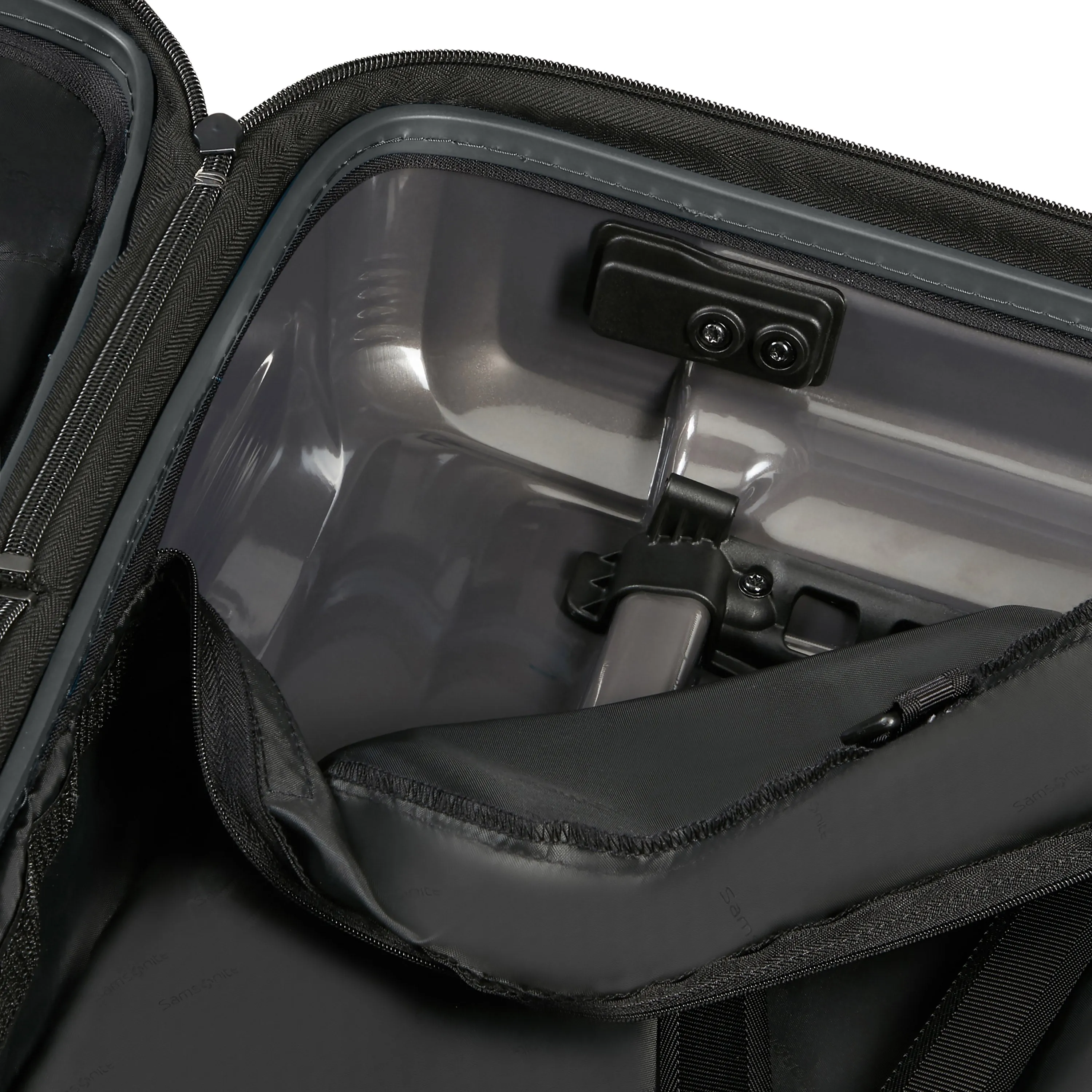 Samsonite Nuon Spinner Carry-on