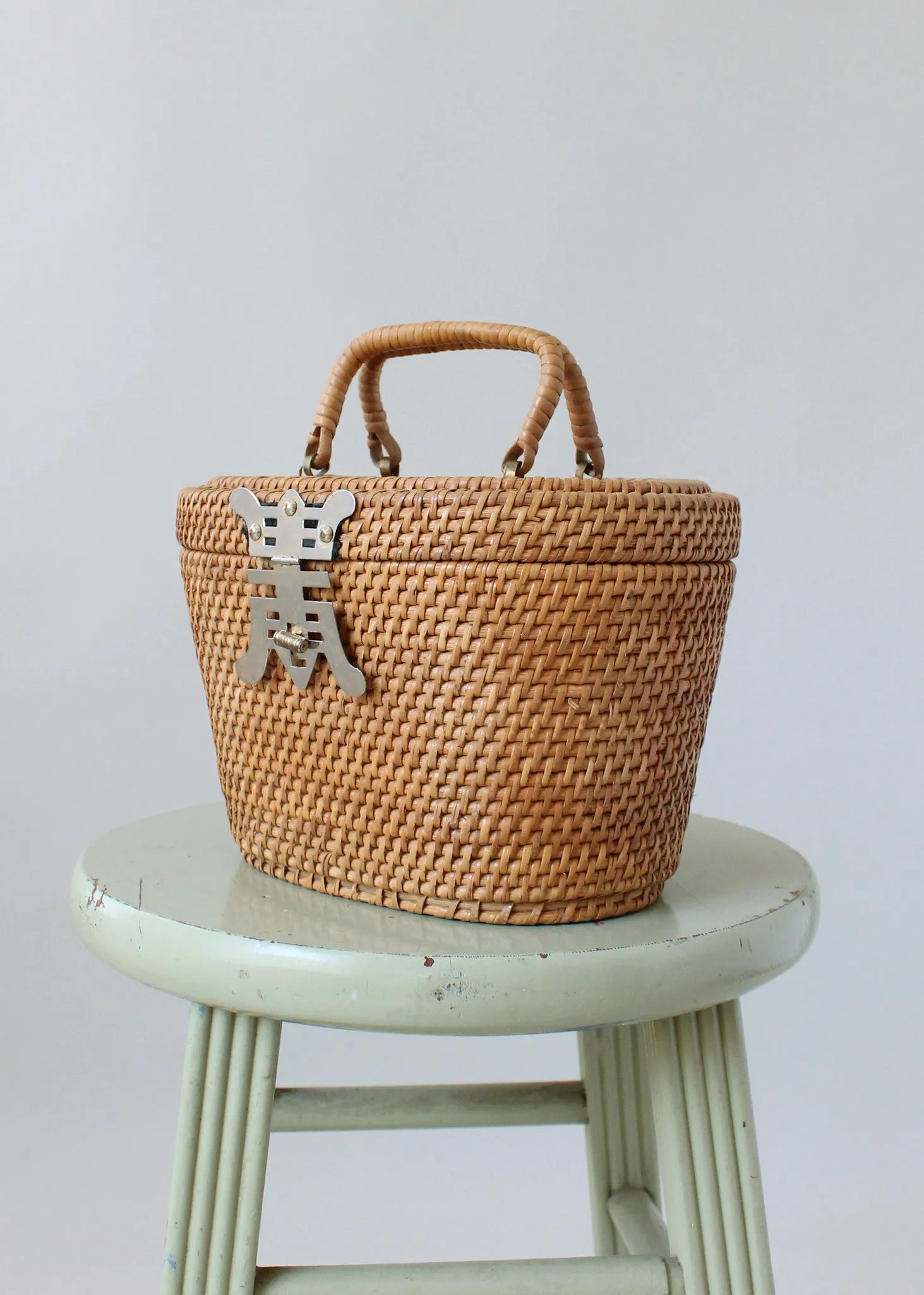 Vintage 1960s Wicker Basket Purse with Asian Style Accents